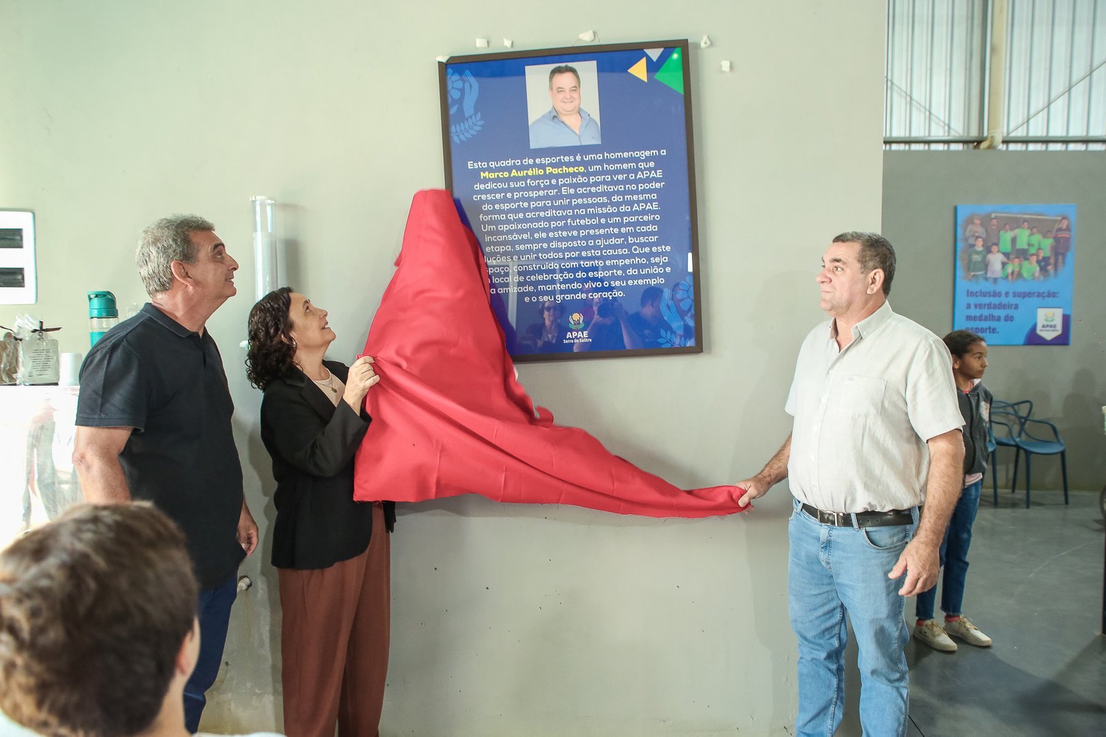 APAE DE SERRA DO SALITRE INAUGURA QUADRA POLIESPORTIVA