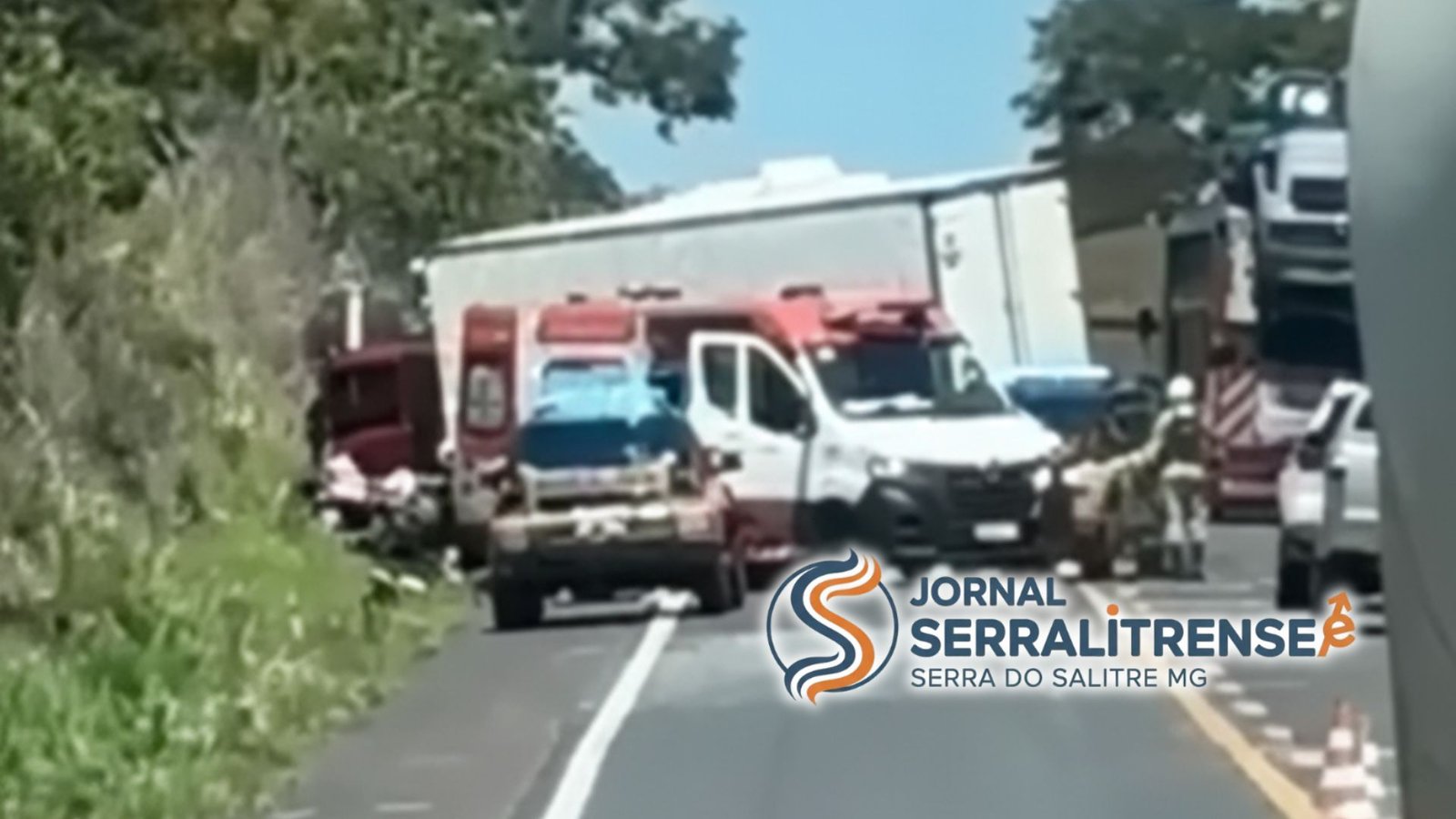 ACIDENTE NA MG-187 MOBILIZA EQUIPES DE RESGATE E INTERROMPE O TRÂNSITO NA MANHÃ DESTA SEGUNDA-FERIA