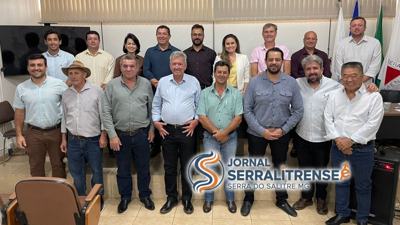 AMAPAR EMPOSSA NOVA DIRETORIA E REFORÇA UNIÃO DOS MUNICÍPIOS DO ALTO PARANAÍBA