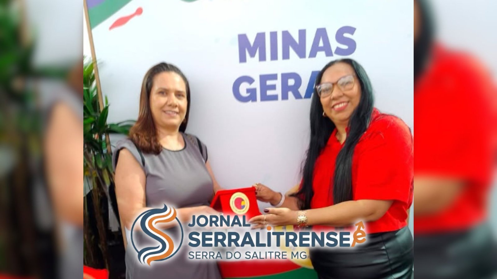 SERRA DO SALITRE RECEBE SELO NACIONAL COMPROMISSO COM A ALFABETIZAÇÃO EM BRASÍLIA