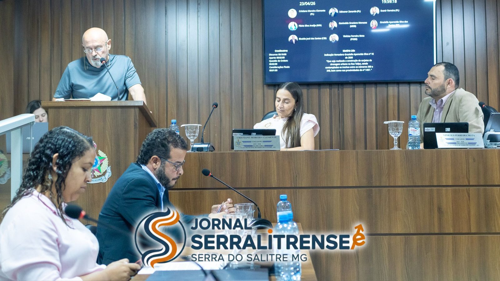 JORNALISTA DESTACA TRANSPARÊNCIA POLÍTICA E DIÁLOGO COM A POPULAÇÃO EM SERRA DO SALITRE