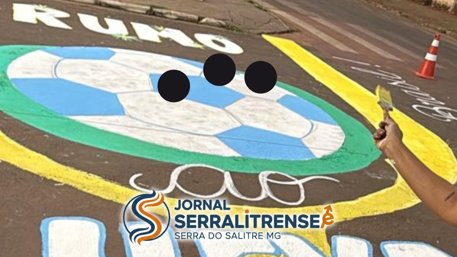 COMUNIDADE SE UNE EM MUTIRÃO PARA DECORAR AS RUAS DE SERRA DO SALITRE PARA A COPA DO MUNDO