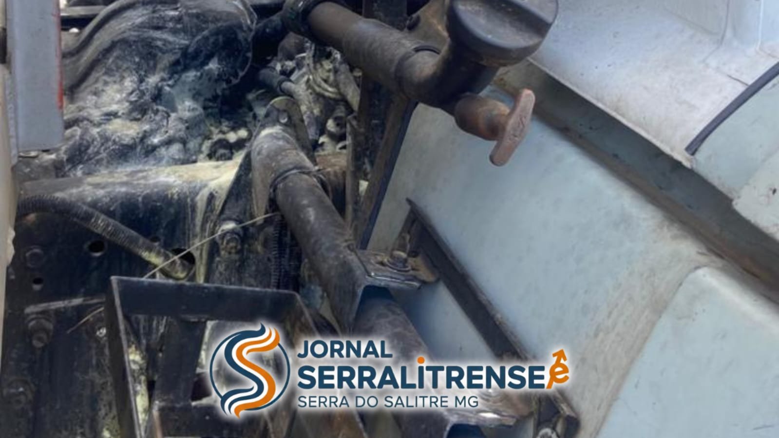 PRINCÍPIO DE INCÊNDIO EM CAMINHÃO MOBILIZA MOTORISTAS E PREFEITURA EM CATIARA