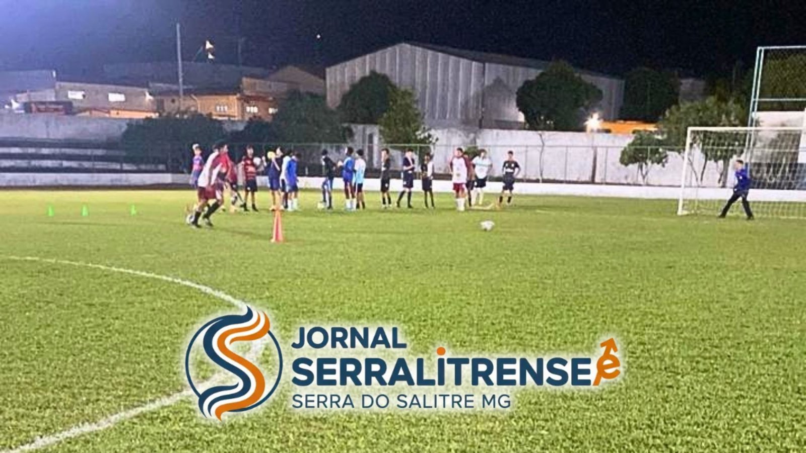 Projeto Segundo Tempo: Professor Ney convida crianças e adolescentes de Serra do Salitre para treinos gratuitos de futebol no Machadão